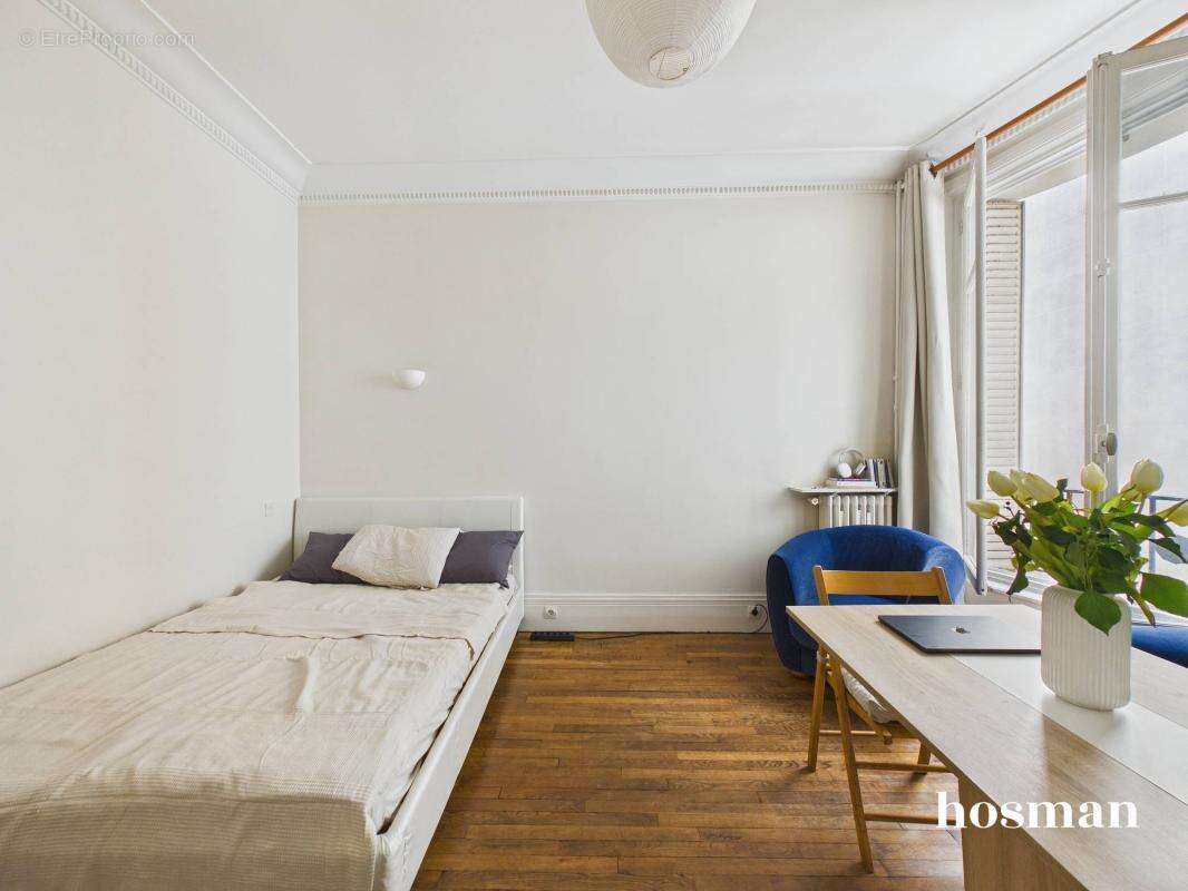 Appartement à PARIS-8E