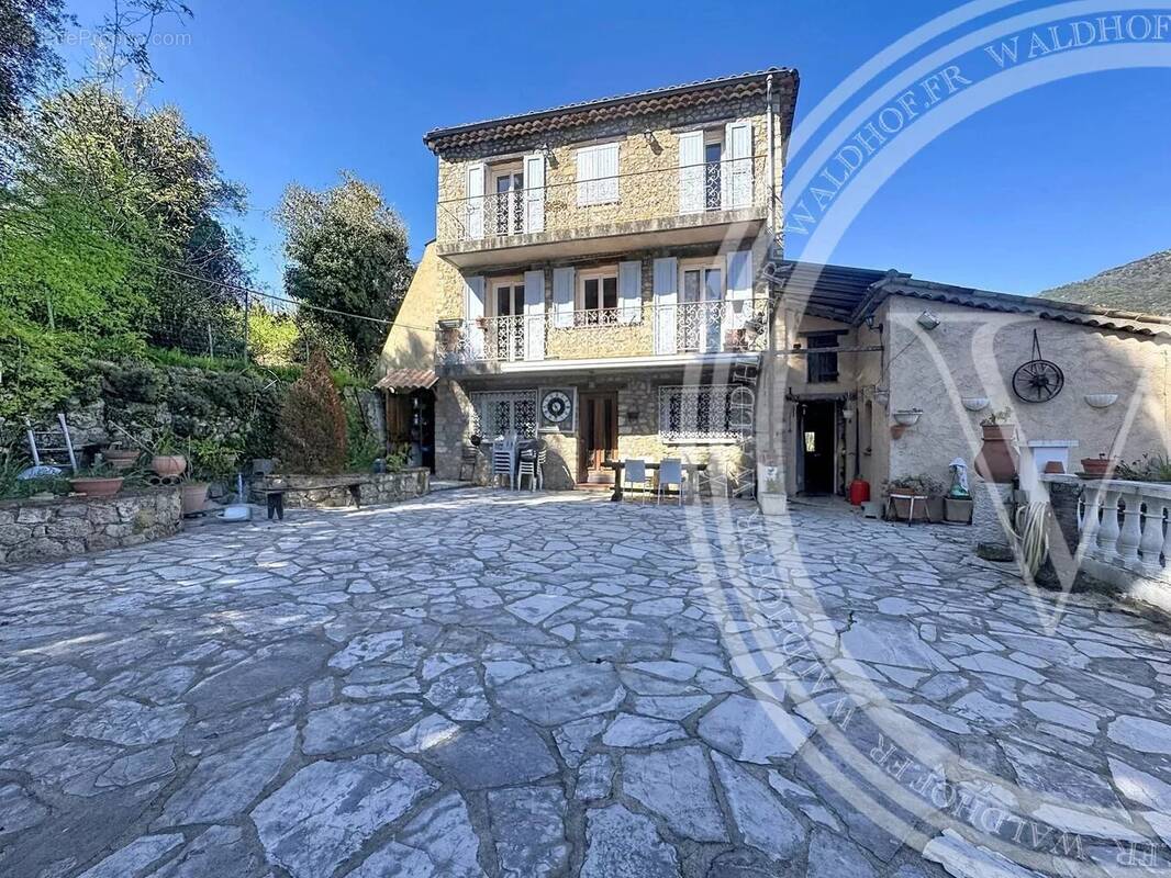 Maison à LE BAR-SUR-LOUP