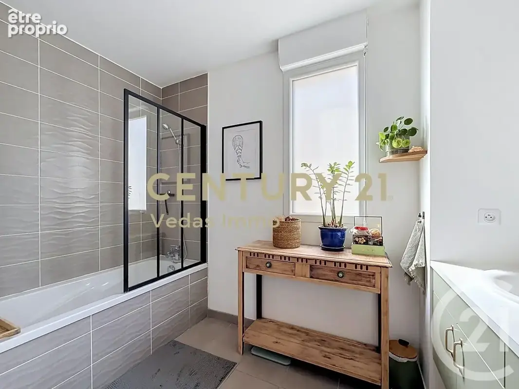 Appartement 4 pièces 82 m² à vendre à Saint-Jean-De-Vedas (34430) - photo 12