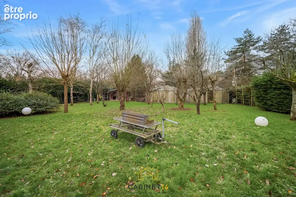 Maison 8 pièces 328 m² à vendre à Varennes-Jarcy (91480) - photo 2