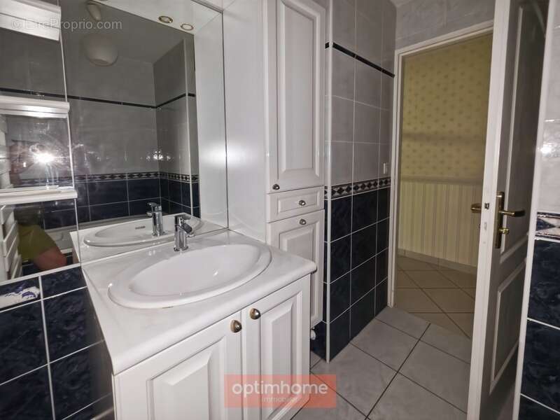 Appartement t3 de 71 m² avec balcon, garage et ascenseur – quartier vauban à arras - photo 8