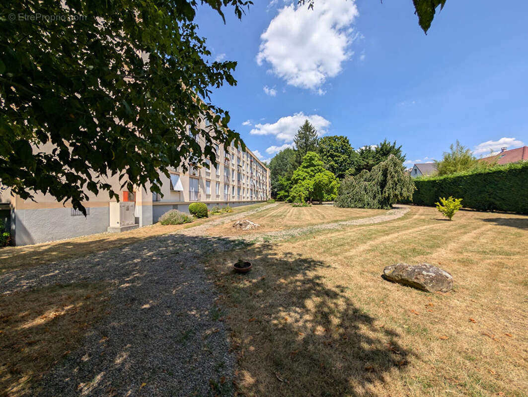 APPARTEMENT  4 PCS centre ville proche GARE - photo 12