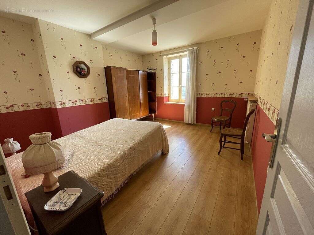 Maison - 67m ² - photo 5