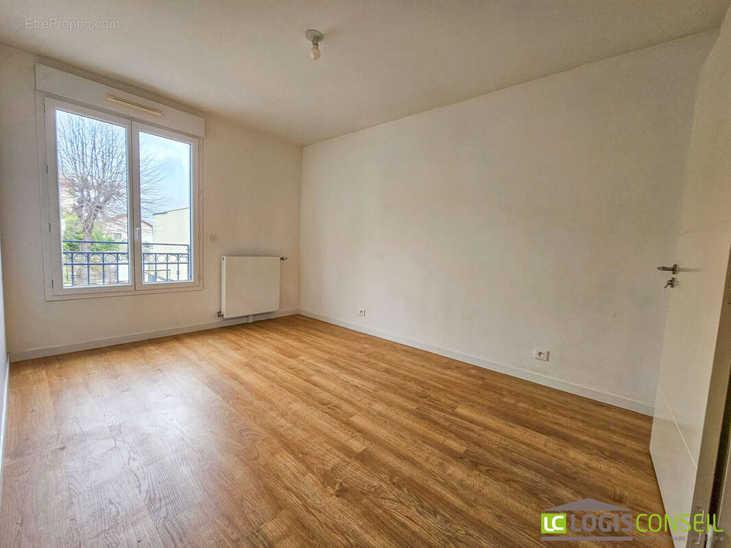 Appartement à CHATILLON