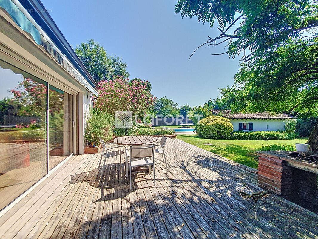 Maison à VILLEMUR-SUR-TARN