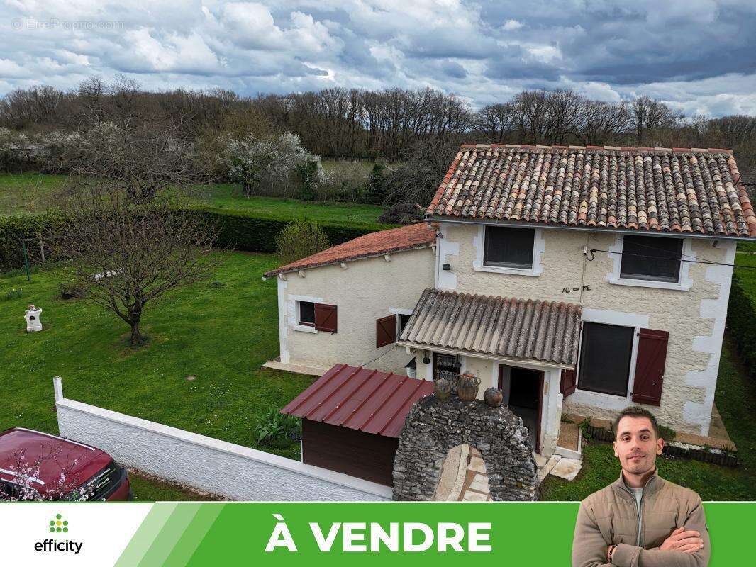 Maison à BLANZAY