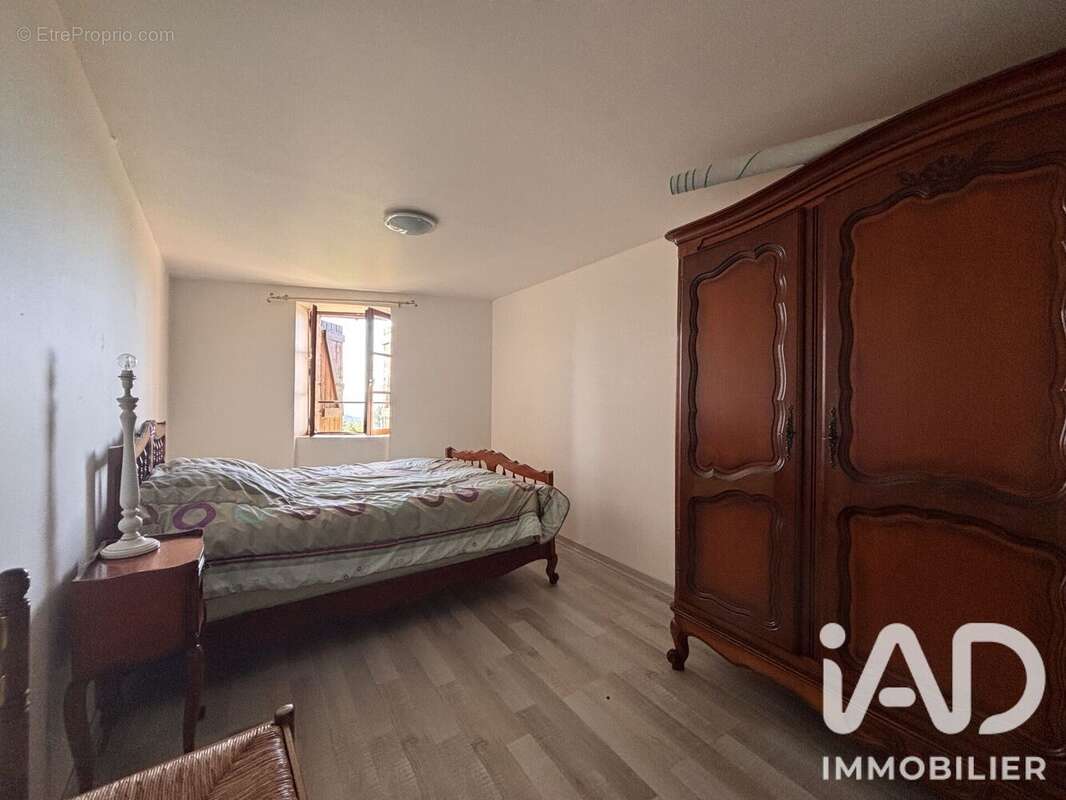 Maison 60 m² à Chazeaux  - photo 5