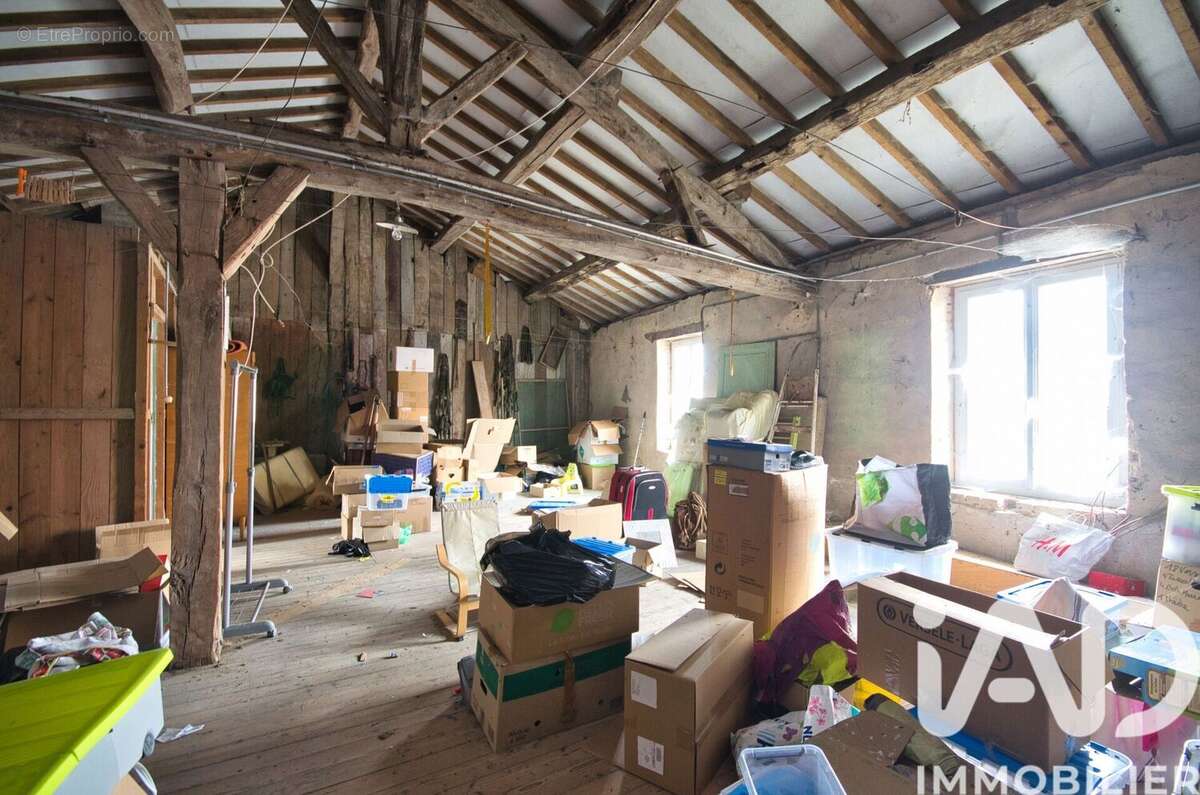 Maison 86 m² à Somme-Suippe  - photo 8