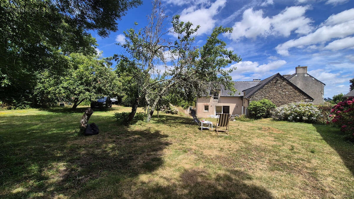 Maison à CLOHARS-CARNOET