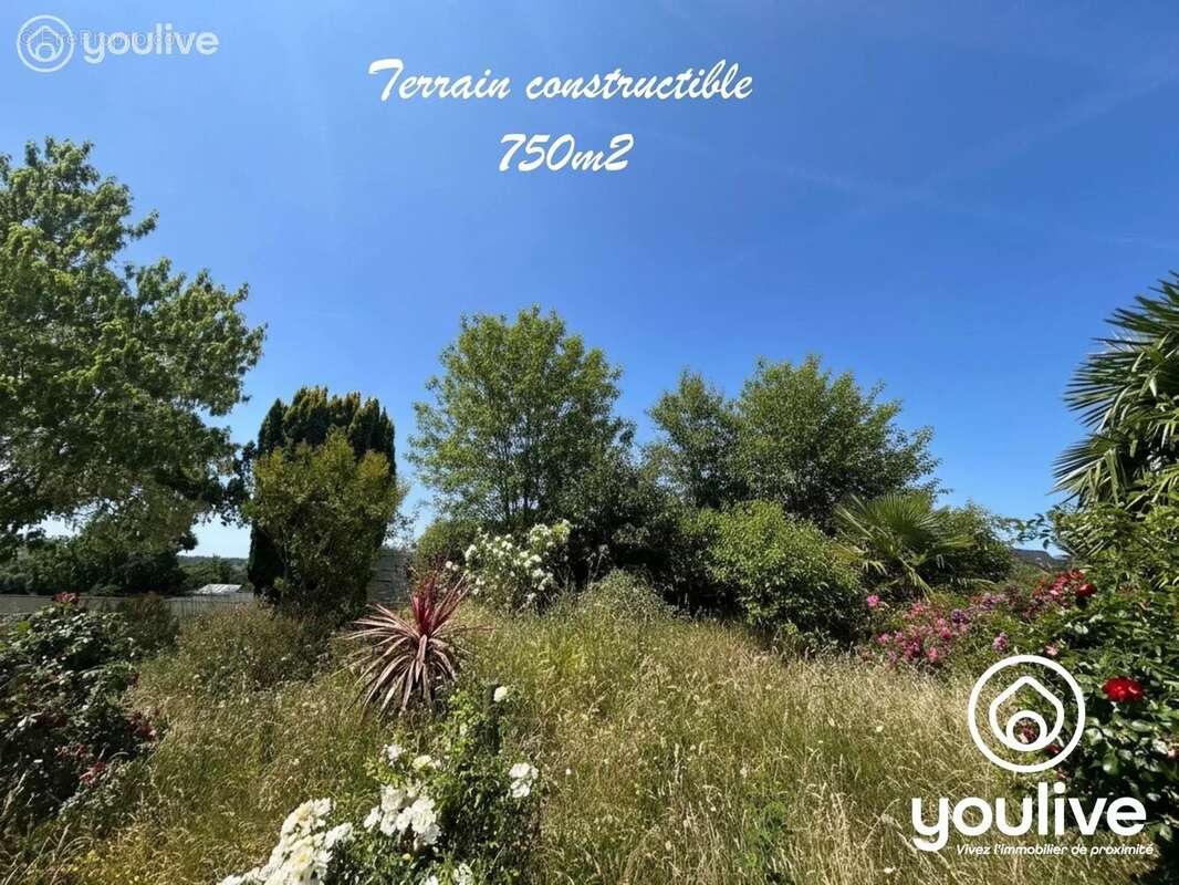 Terrain à MURS-ERIGNE