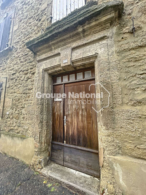 Commerce à COURTHEZON