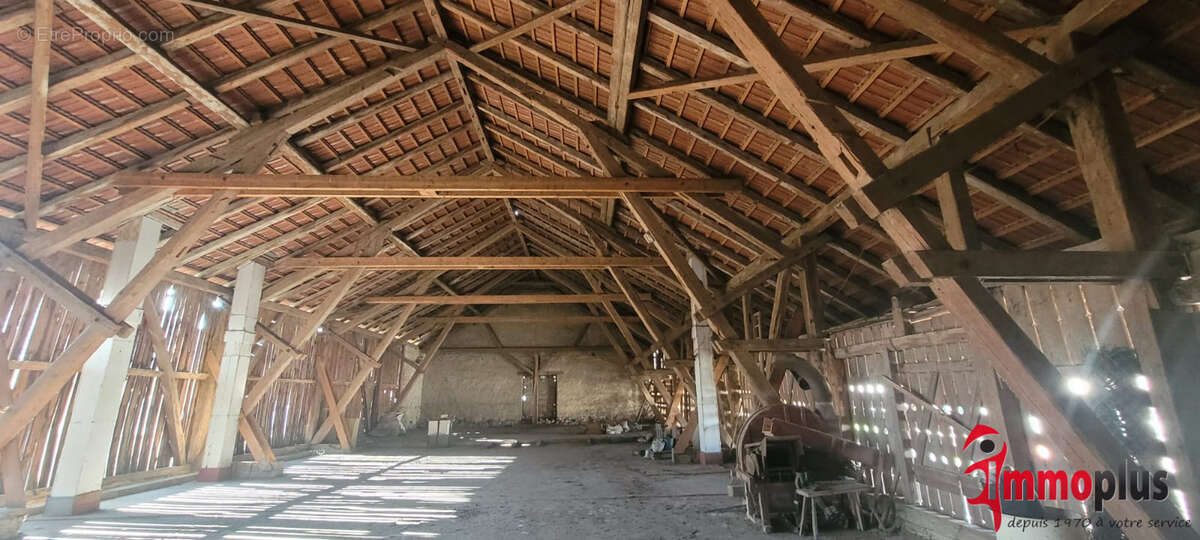 Maison à STEINBRUNN-LE-HAUT