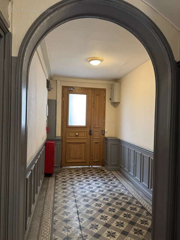 Appartement à PARIS-17E