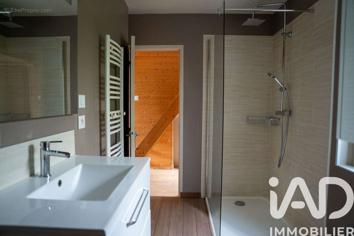 Photo 8 - Maison à VILLIERS-SUR-MORIN