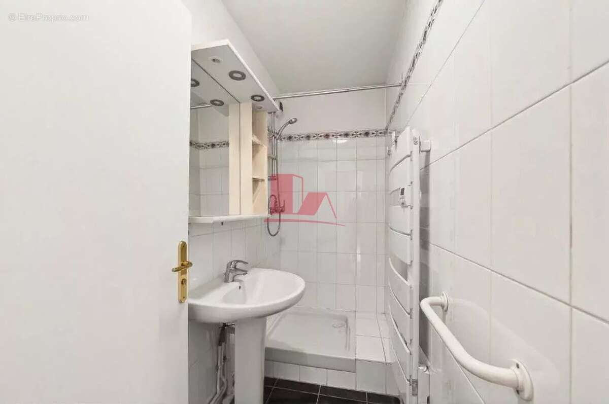Appartement à ISSY-LES-MOULINEAUX