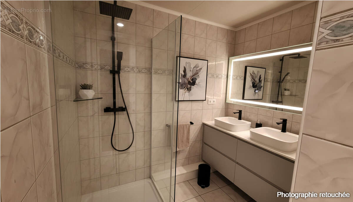 Appartement à MARSEILLE-11E