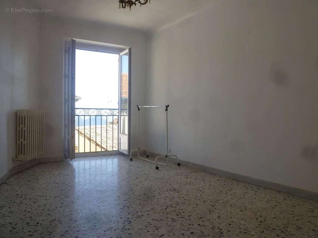 Appartement à TOUDON
