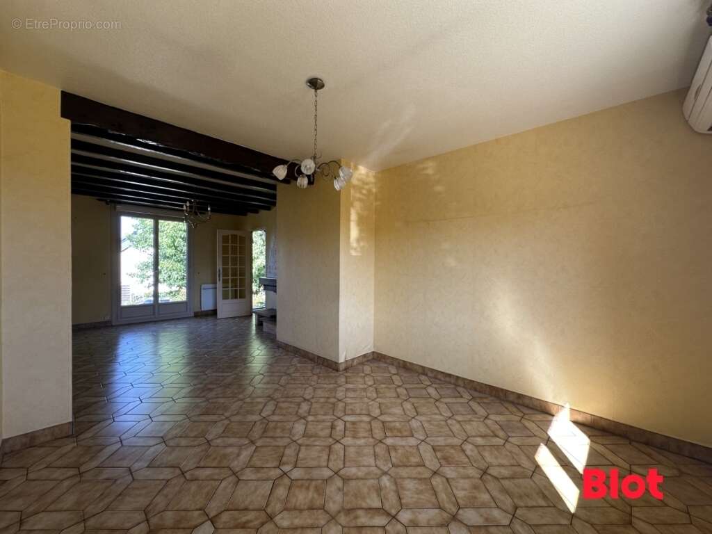 Maison à CHATEAUGIRON