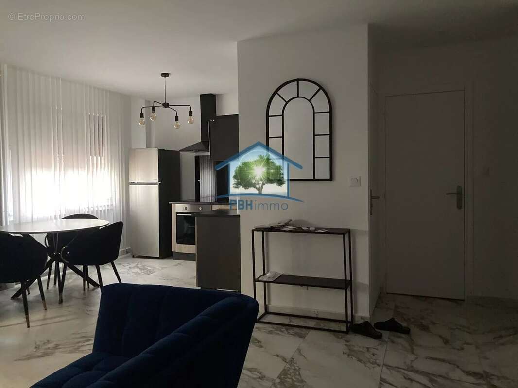 Appartement à SAINT-ETIENNE