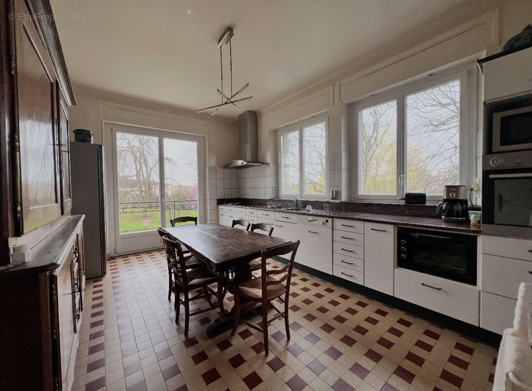 Maison de caractère avec parc arboré proche TOUL - photo 8