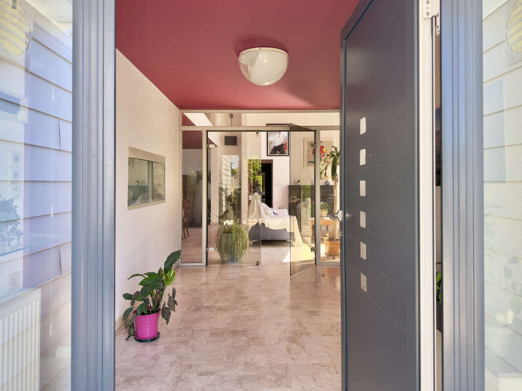 Maison à BOUGUENAIS