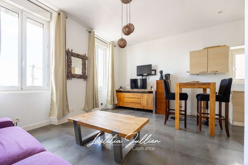 Appartement à MARSEILLE-8E