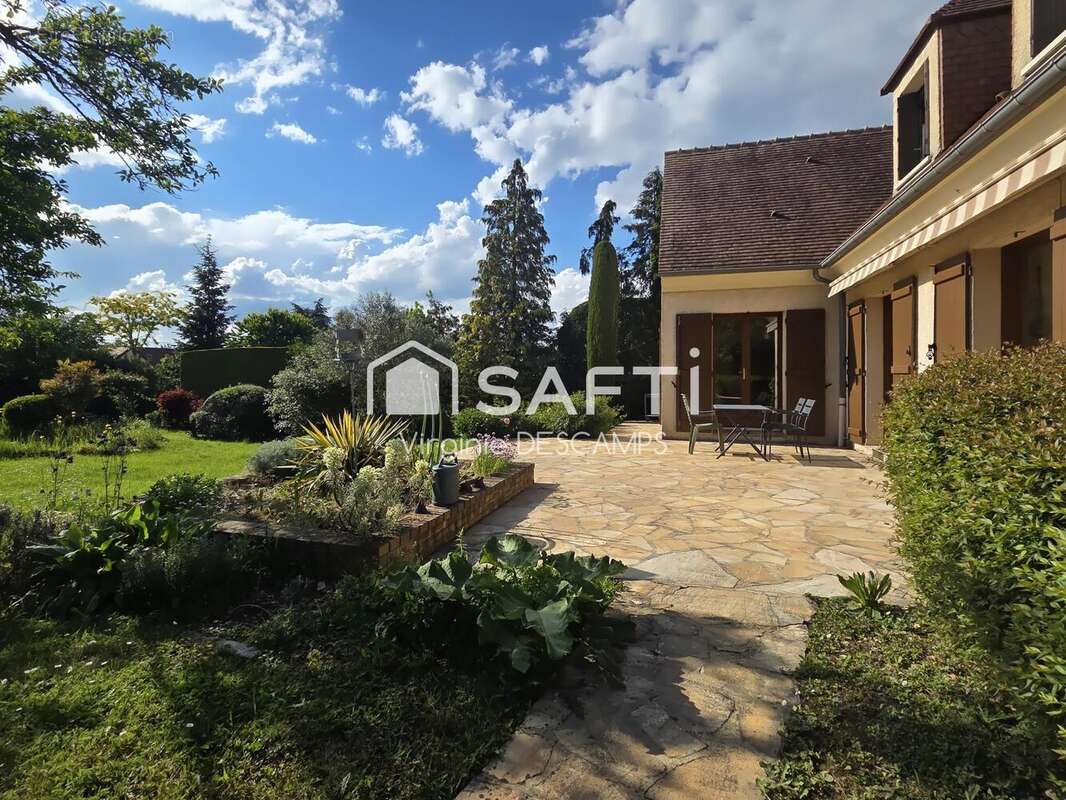 Photo 2 - Maison à ANET