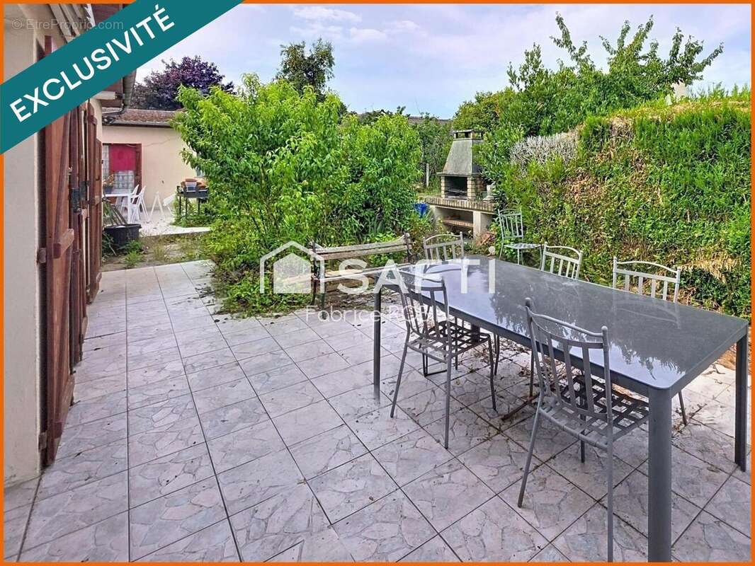 Photo 8 - Maison à SAINT-JULIEN-LES-VILLAS