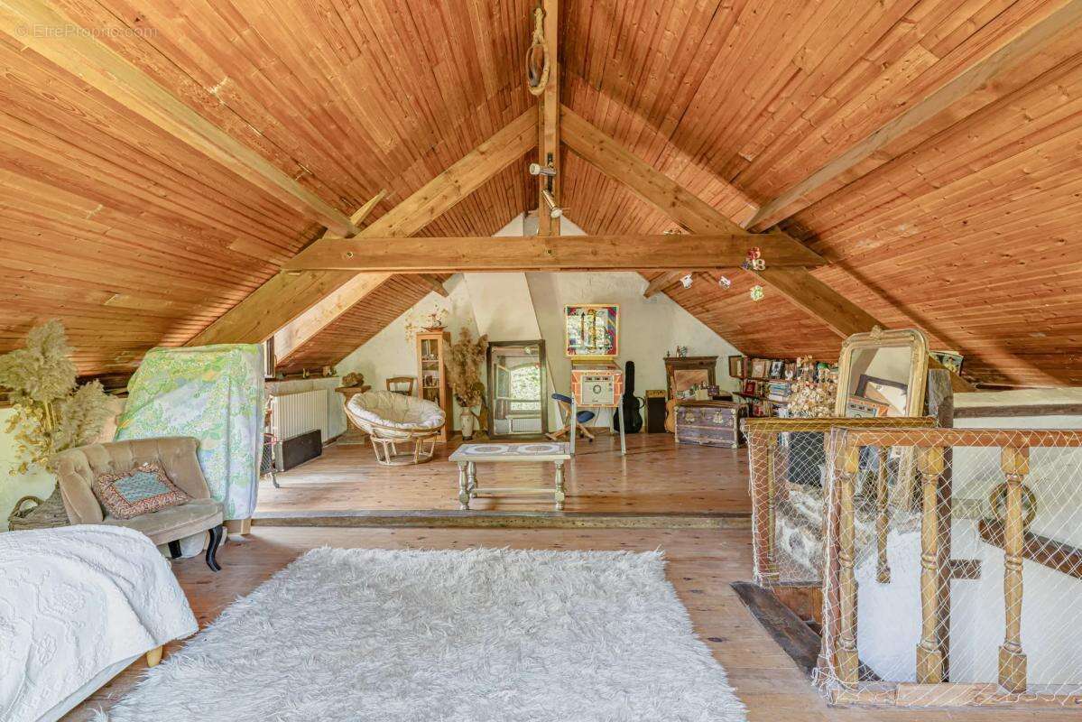 Maison à MONTGE-EN-GOELE