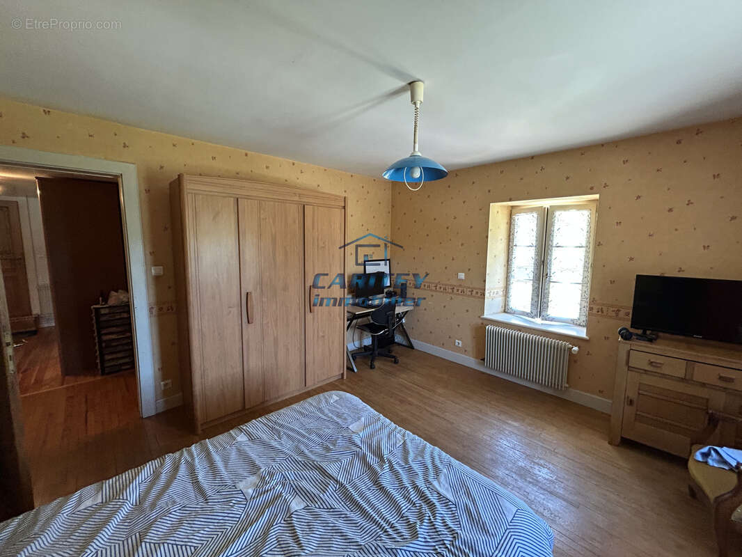 Maison à TERNUAY-MELAY-ET-SAINT-HILAIRE
