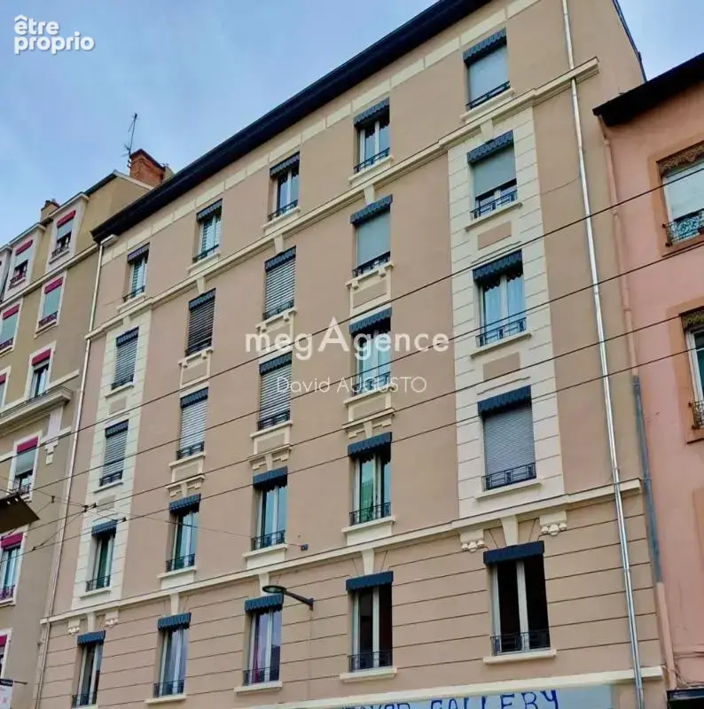 Dans bel immeuble ancien, duplex 3 chambres, au 5ème et dernier etage, cave - photo 2