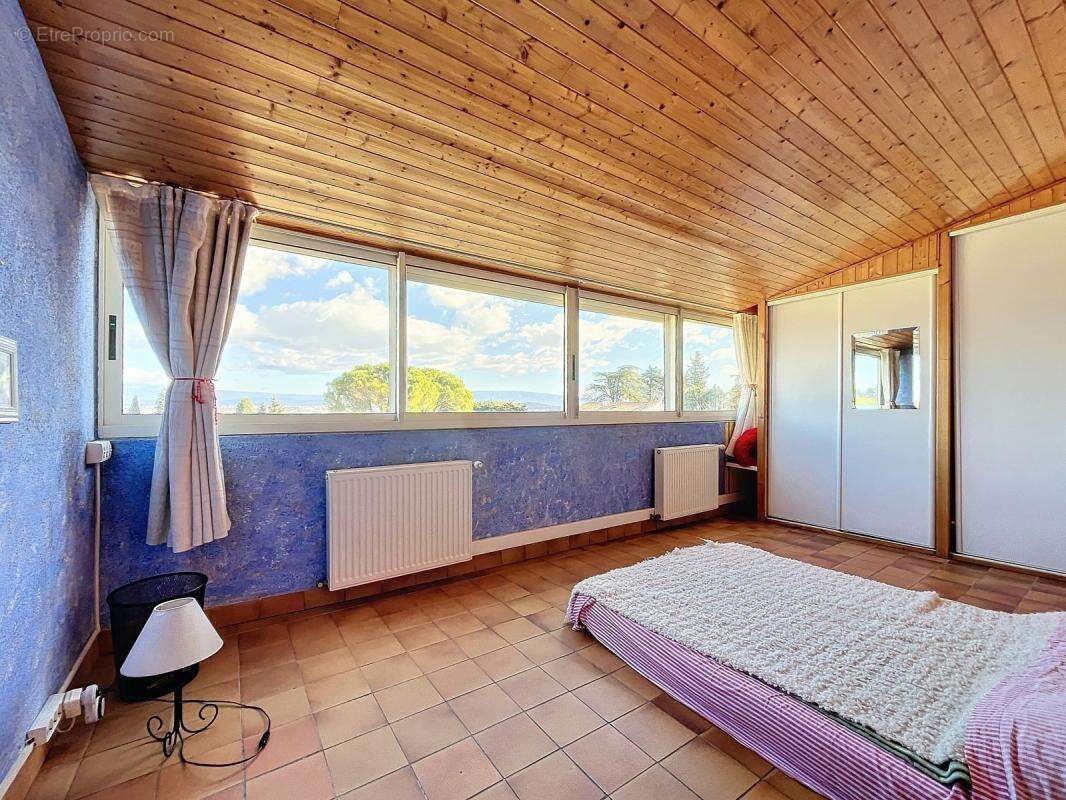 Maison à JONQUERETTES