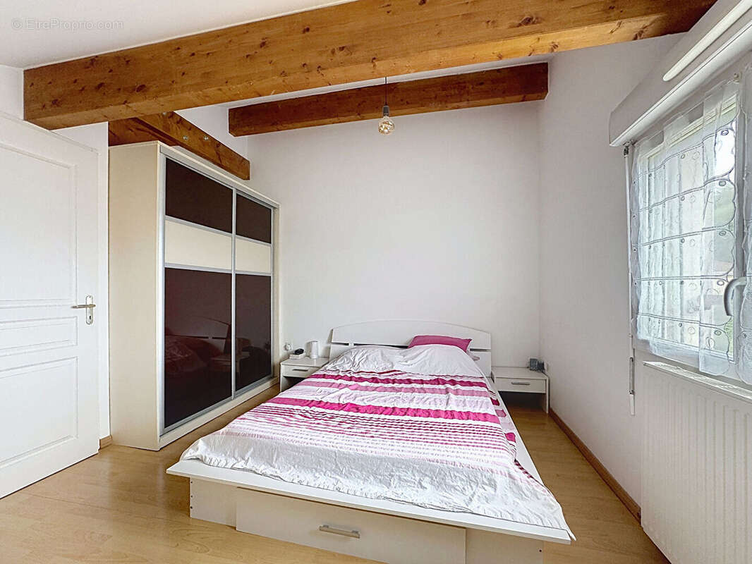 Appartement à BOURGOIN-JALLIEU
