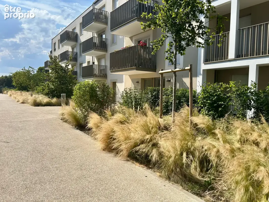 Chessy/ Val  d'Europe T1 évolutif en T2 pièces de 42 m2 en dernier étage avec balcon - photo 5