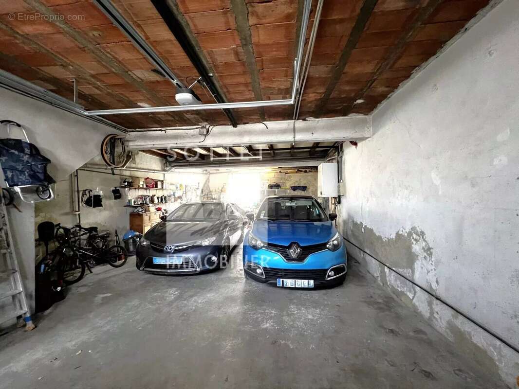 Bollene  maison  239m²  terrasses & jardin interieur  grand garage -potentiel exceptionnel - photo 4