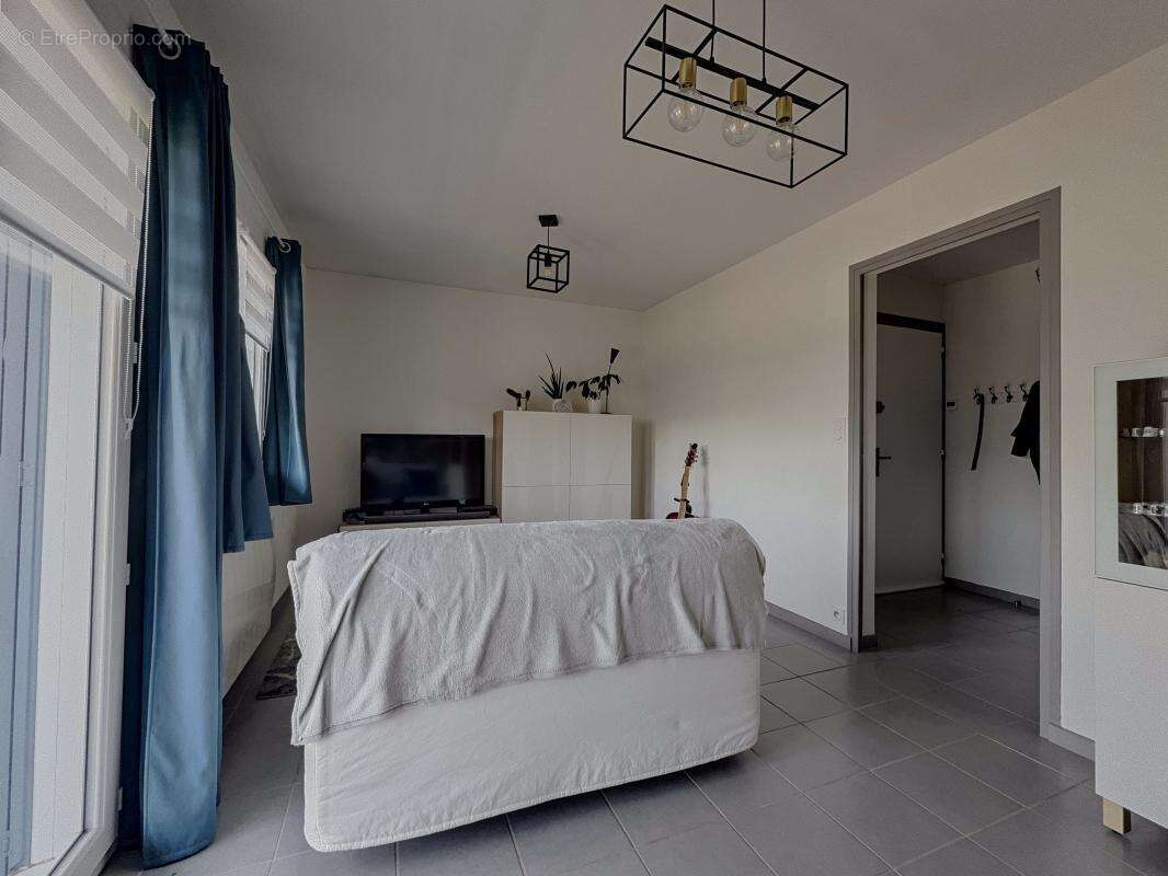 Appartement à GENLIS