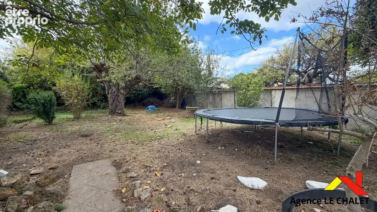 Charmant pavillon en meulière de 118 m², 4 pièces, 3 chambres, avec grand jardin - photo 12
