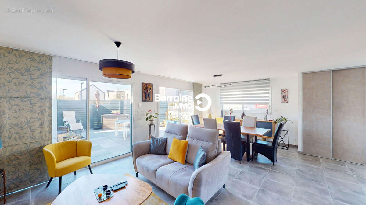 Maison à PLOUGONVELIN