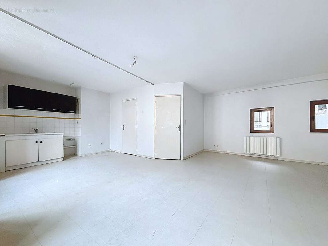 Appartement 88 m² à Mende  - photo 4