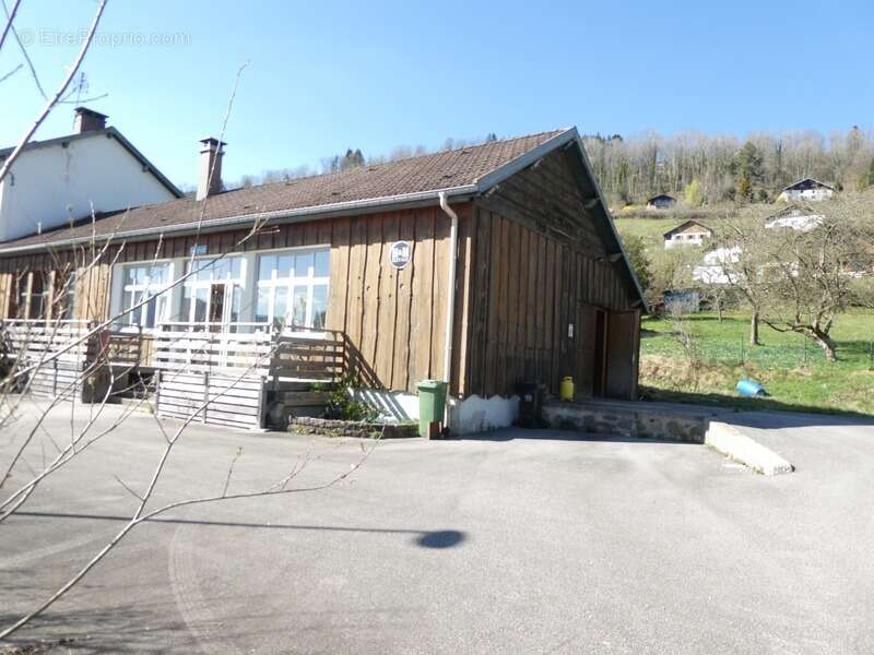 Maison à LA BRESSE