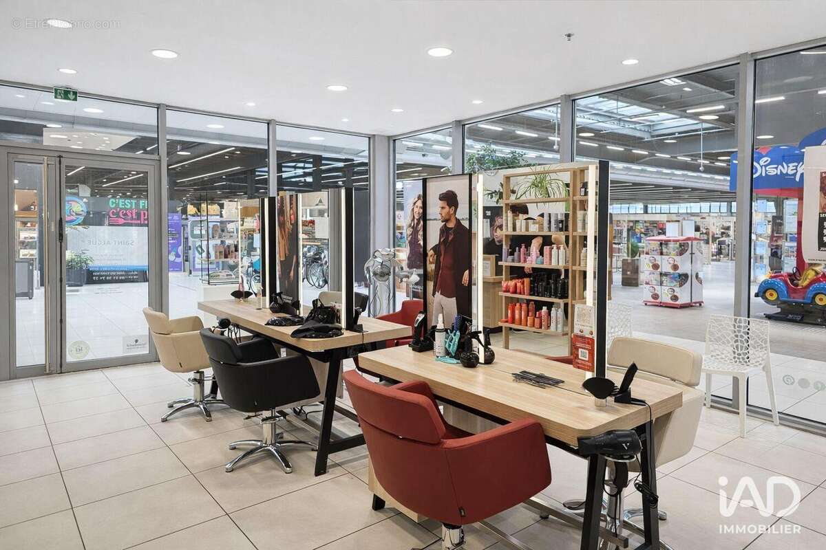 Photo 8 - Commerce à HOUTAUD