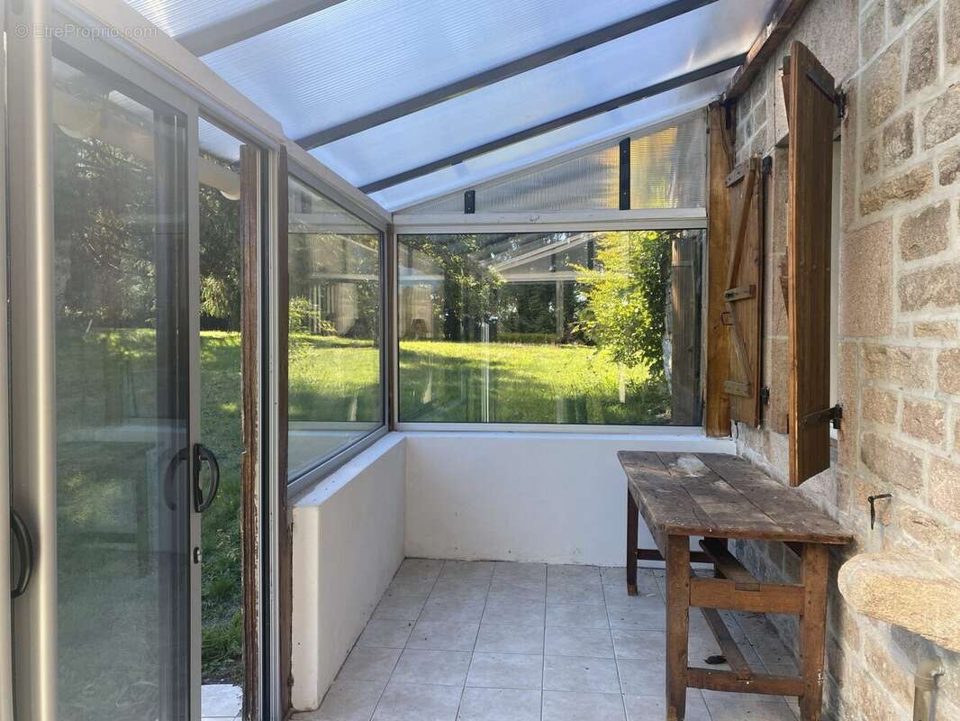 Maison à PEROLS-SUR-VEZERE