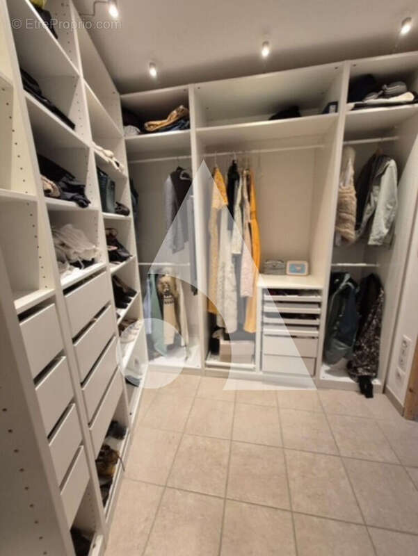EXCLUSIVITÉ ! Maison de ville familiale 146 m² .  À 15 min de Lyon - photo 14