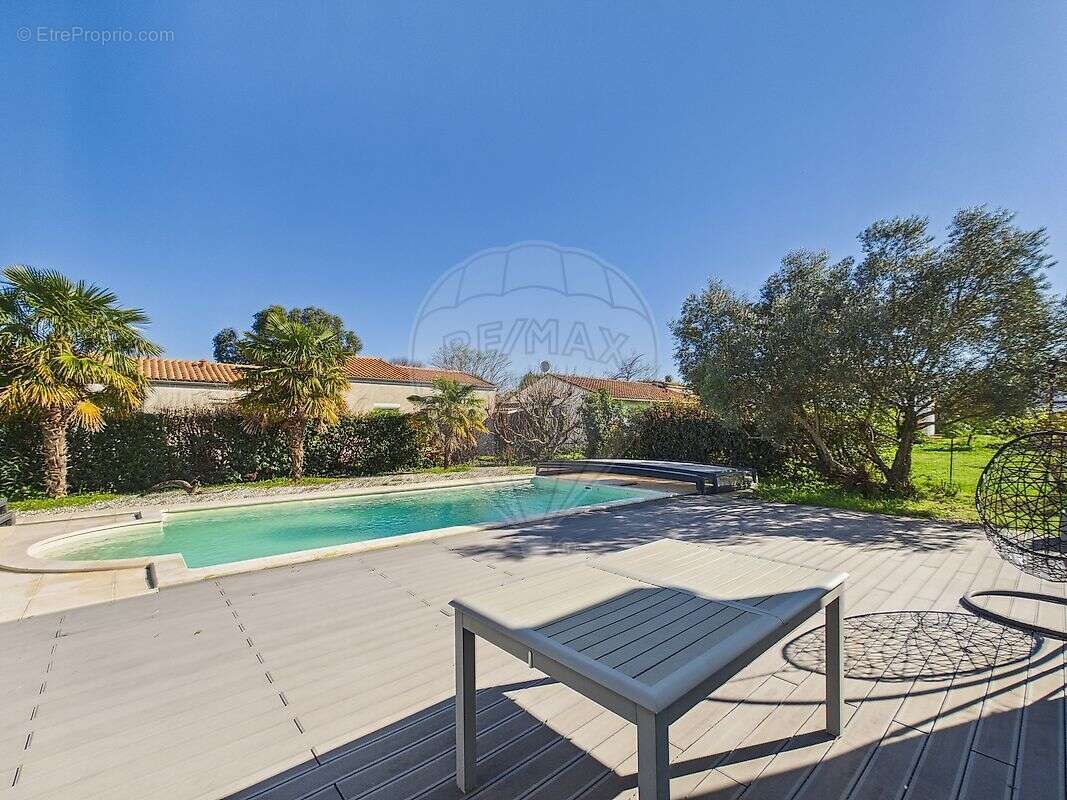 Maison à LES MATHES