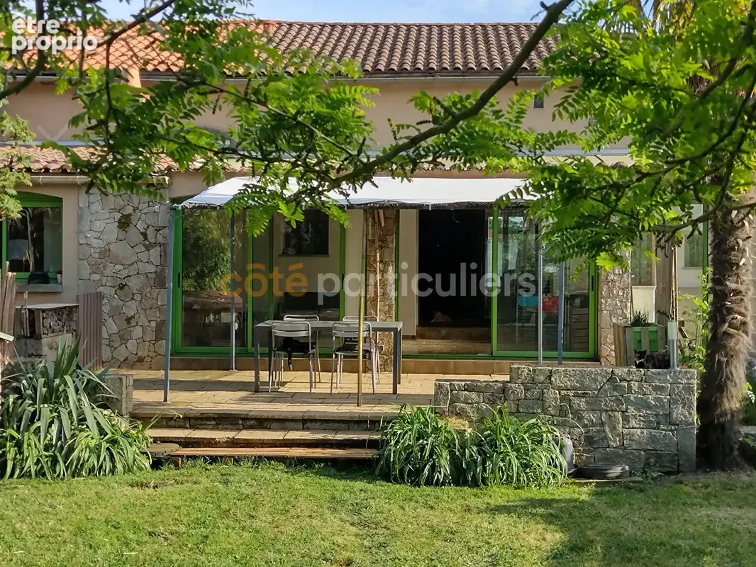 Maison à VEZINS