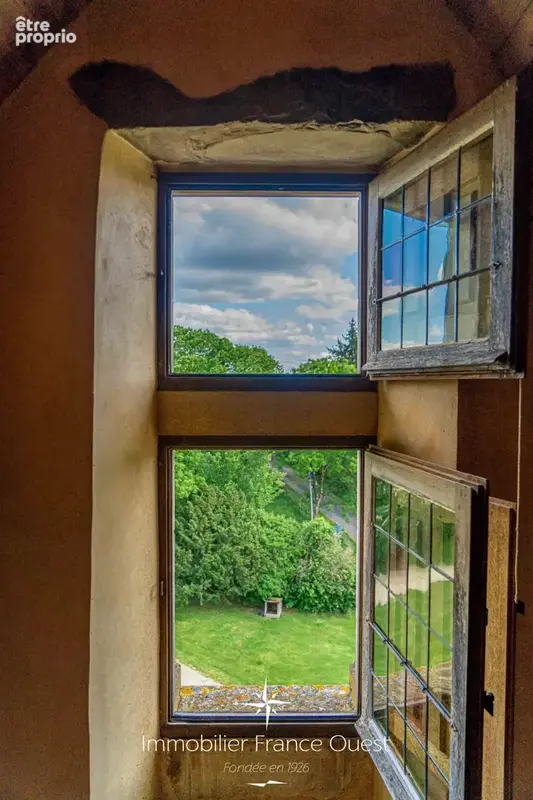 Manoir du XV siècle dans un cadre verdoyant - photo 4