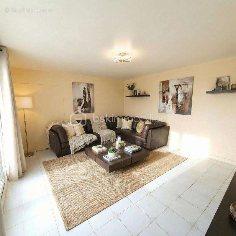 Appartement à BOISSY-SAINT-LEGER