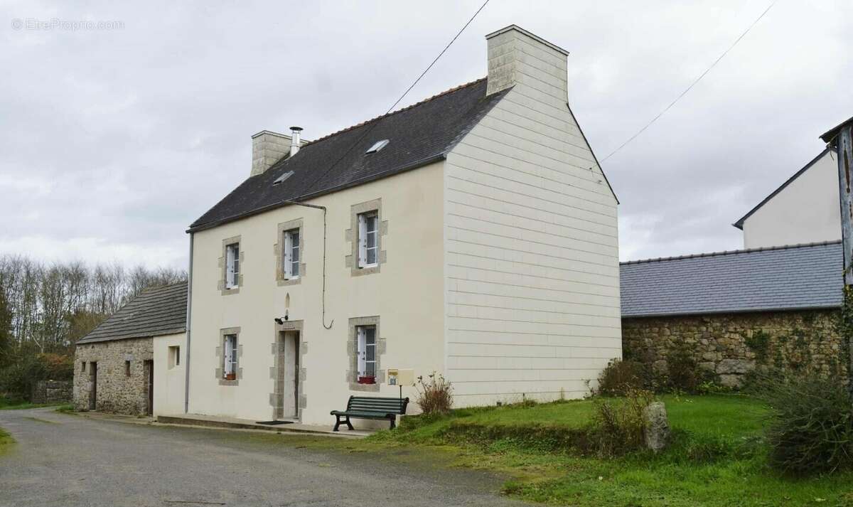 Maison à SAINT-MEEN