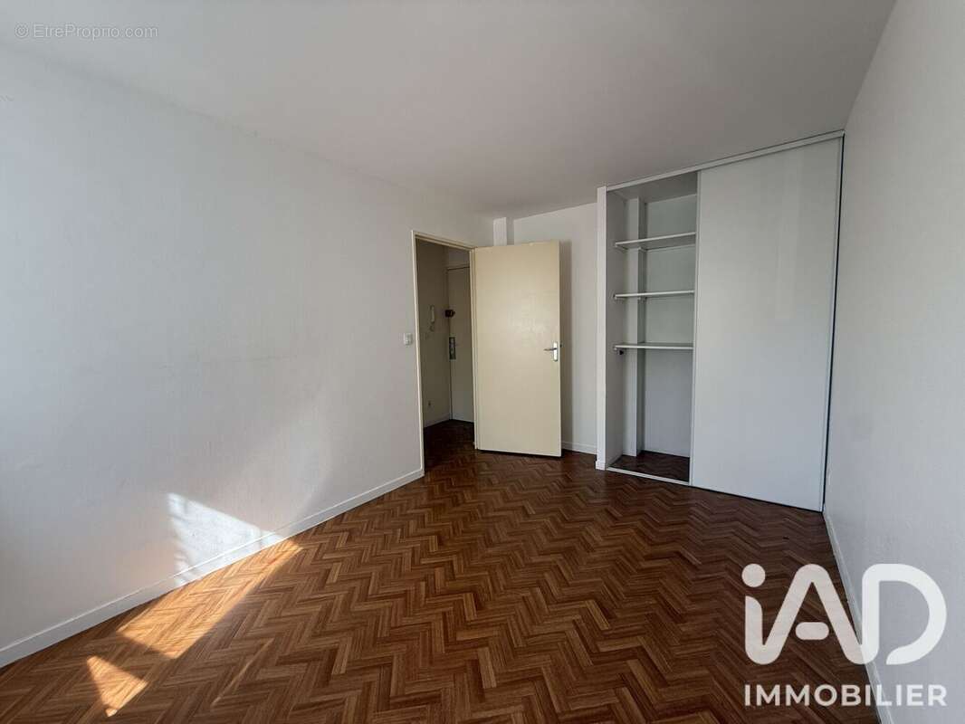 Appartement 55 m² à Montereau-Fault-Yonne  - photo 9