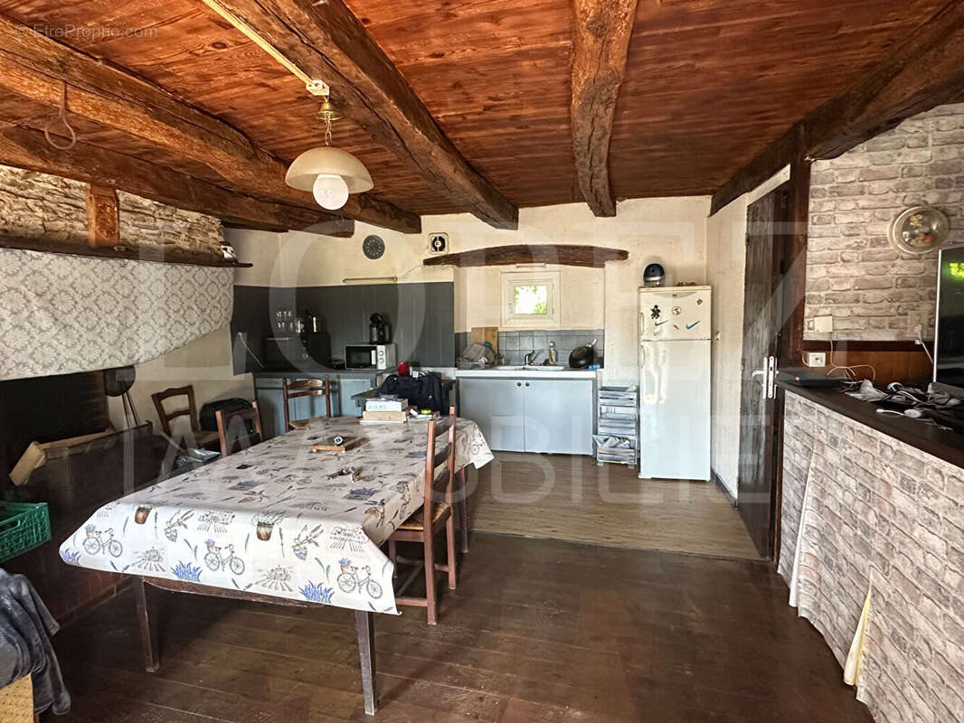 Maison à SAINT-AMANS-VALTORET